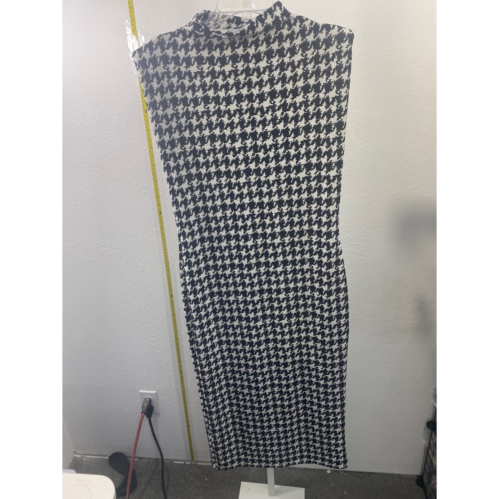 Houndstooth Mock Neck Sleeveless Sheath Midi‎ Dress Black White Bodycon